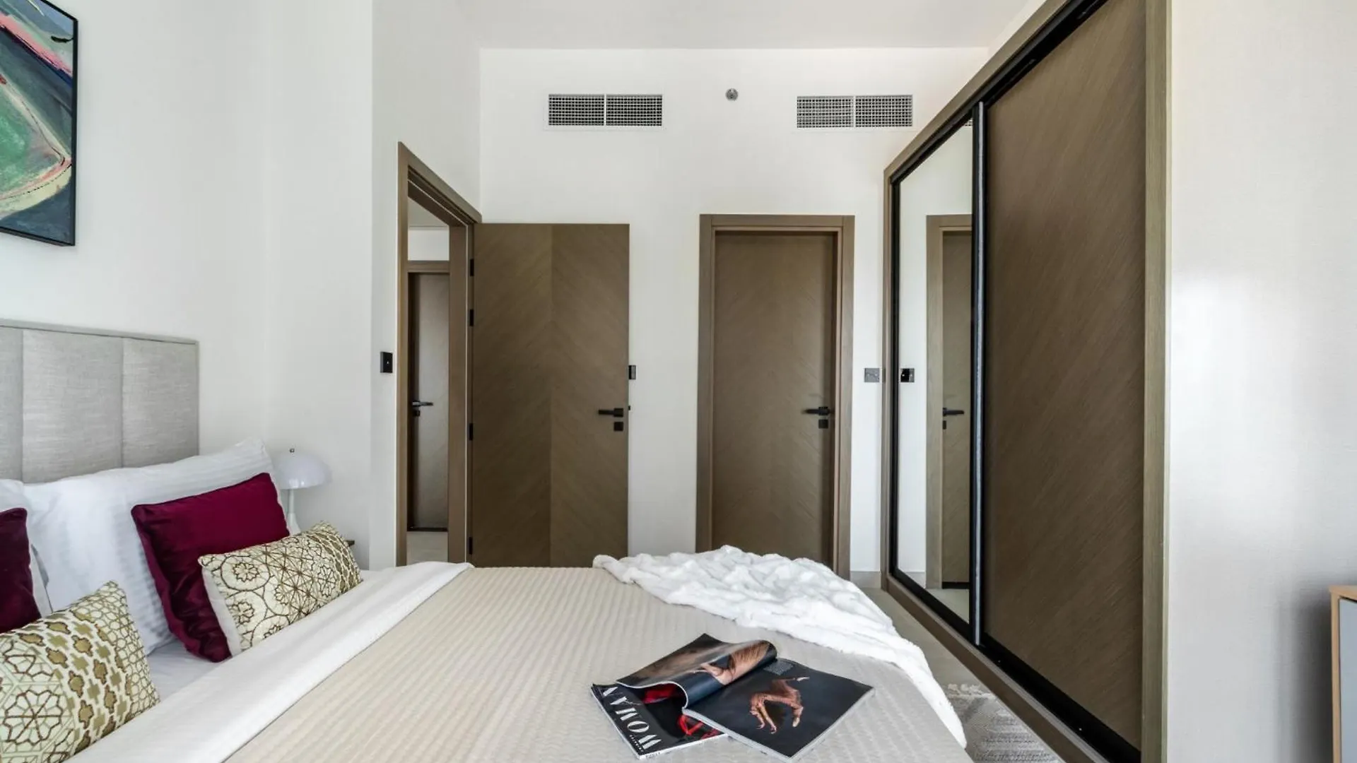 Apartment The Smart Concierge - Binghatti Canal Dubai United Arab Emirates
